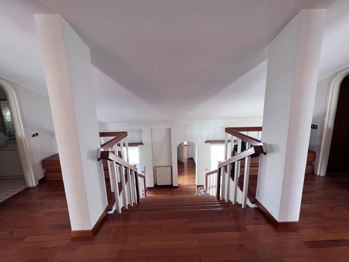Villa Luxury Roma Marco Simone Eksteriør billede